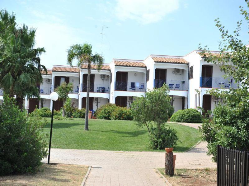 Hotel Club Santa Sabina Торе Санта Сабина Екстериор снимка